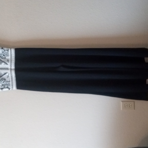 Alexis Black and White Jumpsuit - Picture 8 of 12